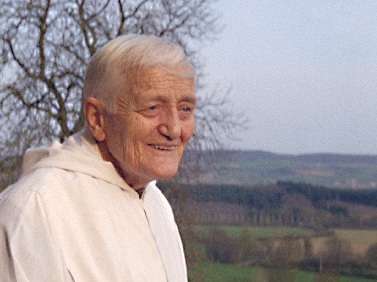 Isten csak szeretni tud isten-csak-szeretni-tud