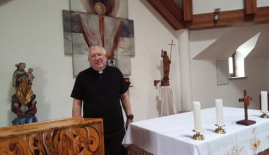 semmi-extra-csak-normalis-pap-balogh-attila-rektor-a-papkepzesrol