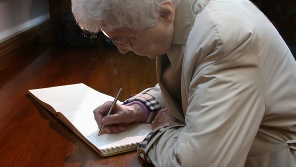 utazas-a-mennyorszagban-4-12-fennyel-irt-betuk