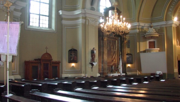 a-covid-hatasa-a-plebaniak-eletere-kiurulnek-e-a-templomok