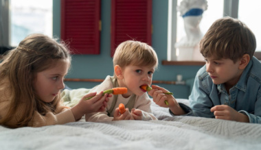 hogyan-tanitsuk-adakozasra-a-gyerekeinket