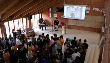 magyar-diakok-egy-szentfoldi-iskolaert