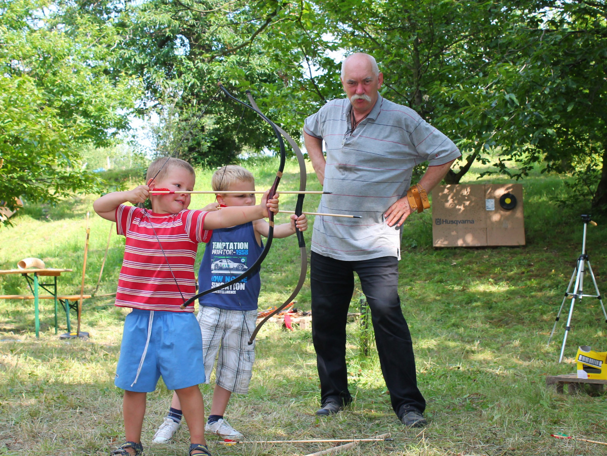 Hogy a férfi önmaga lehessen – Beszélgetés Zöldy Pállal, a Férfisátor mozgalom alapítójával hogy-a-ferfi-onmaga-lehessen-beszelgetes-zoldy-pallal-a-ferfisator-mozgalom-alapitojaval
