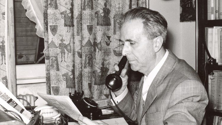 a-felebarat-iranti-szeretet-tuze