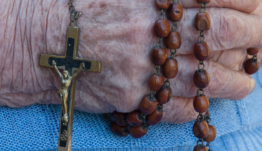 az-idosek-imaja-megmentheti-a-vilagot