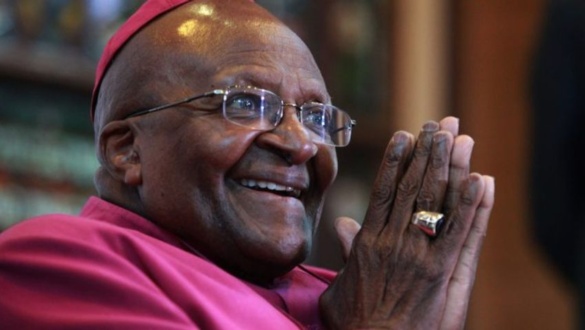 isten-ma-is-atalakitja-a-vilagot-desmond-tutura-emlekezunk