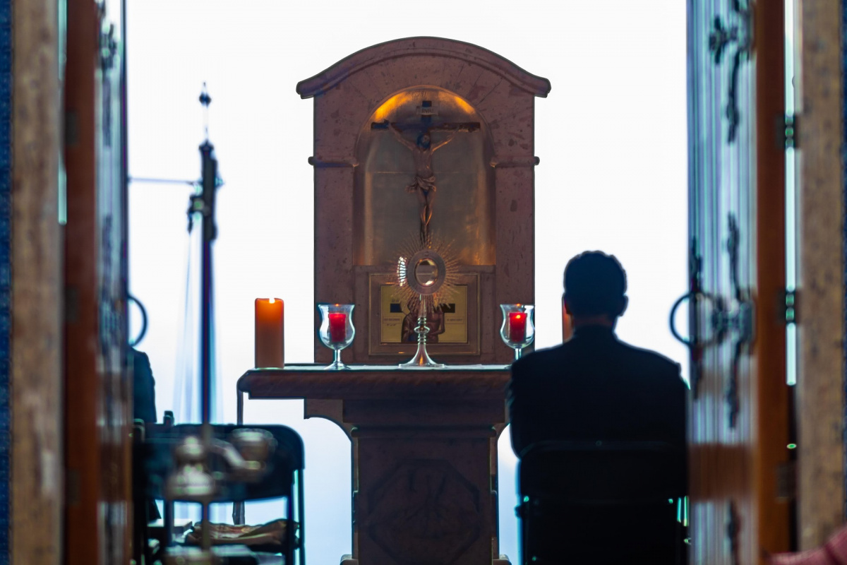 Isten jelenlétében élni isten-jelenleteben-elni