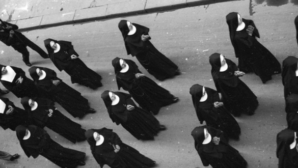 mentunk-a-bizonytalansagba-jezusert-valoban-elhagyva-mindent