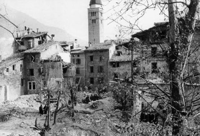 Nem igaz, hogy minden összeomlik nem-igaz-hogy-minden-osszeomlik