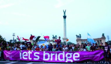 genfest-2012-budapest-legyunk-hidak