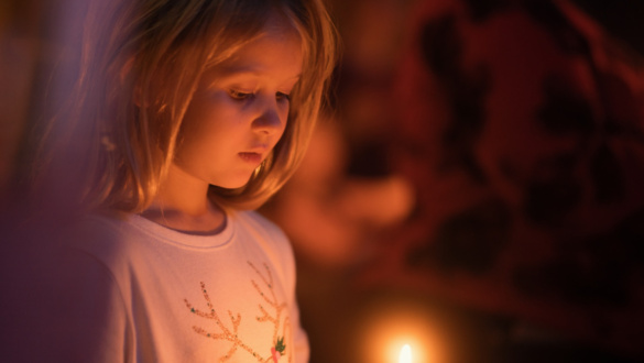 adventi-varakozas-kisgyerekekkel