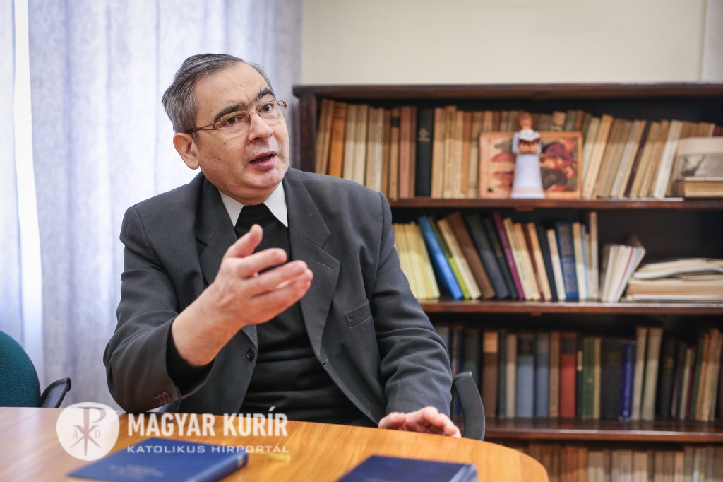 Krisztus a kereszten az embereket képviselte – beszélgetés Kocsis Imre biblikussal a megváltás titkáról krisztus-a-kereszten-interju-kocsis-imre