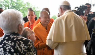 luce-ardente-eletunkkel-hirdetni-a-testveriseget