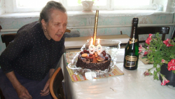 nagymamam-elmenetelenek-kegyelmei