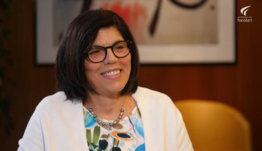 margaret-karram-a-fiataloknak-kepesek-vagytok-remenyt-adni