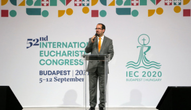 elfogadni-a-kegyelmet-gobel-agoston-ertekeloje-a-nek-rol