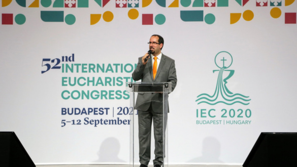 elfogadni-a-kegyelmet-gobel-agoston-ertekeloje-a-nek-rol