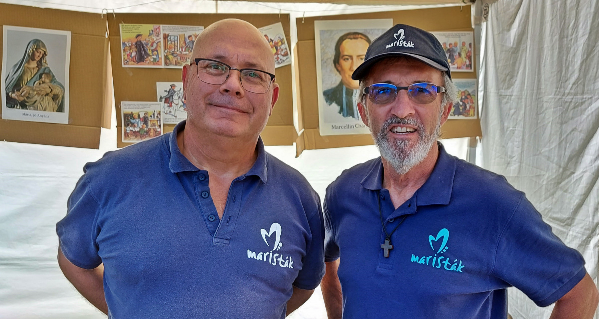 Menő dolog volt szerzetesnek lenni: a marista testvérekről meno-dolog-volt-szerzetesnek-lenni-a-marista-testverekrol