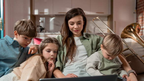 az-anyasagom-uj-utakra-hiv