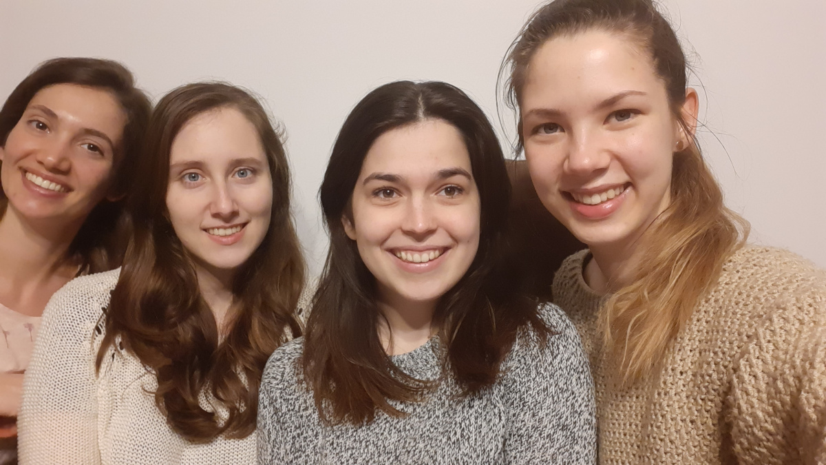 Úgy élünk, mint az első keresztények – egy fiatal lány a gen-lakásról ugy-elunk-mint-az-elso-keresztenyek-egy-fiatal-lany-a-gen-lakasrol