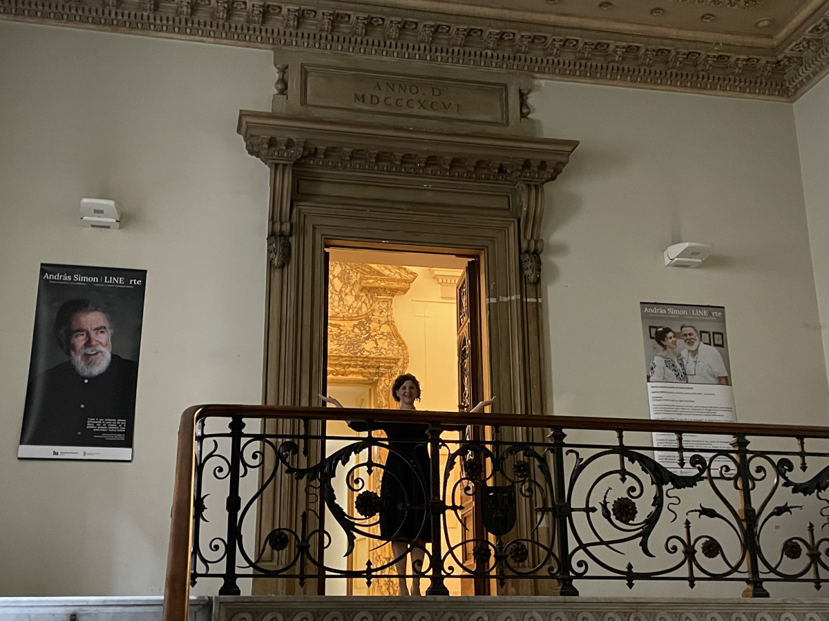 A jóságot megjelenítő szépség – különleges apa–lánya kiállítás Rómában apa-lanya-kiallitas-romaban-simon-andras-simon-gyongyos