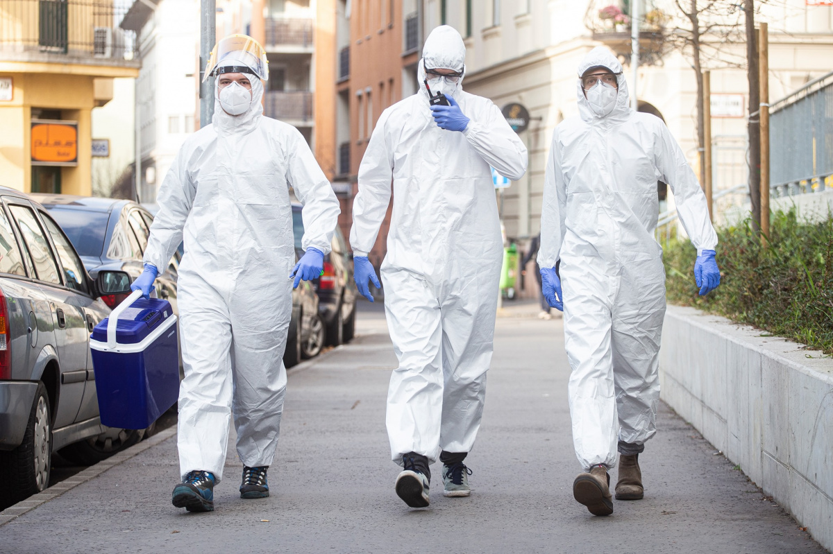 Advent szkafanderben advent-szkafanderben