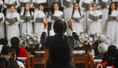 a-szolgalo-vezetes-alapelvei