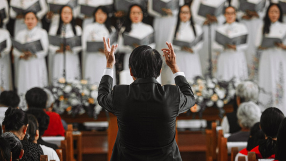 a-szolgalo-vezetes-alapelvei