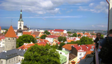 esztek-es-magyarok-mi-kot-ossze-minket