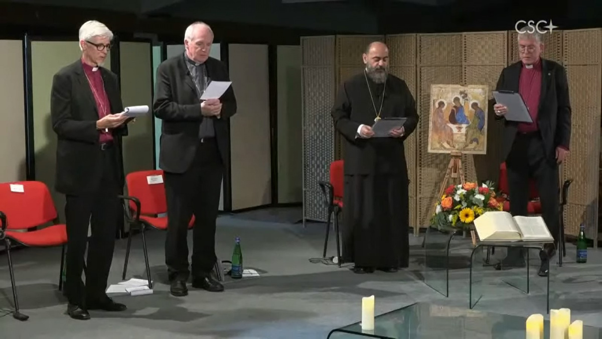 Ökumené felsőfokon: 70 egyház püspökei együtt hetven-egyhaz-puspokei-egyutt