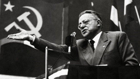 az-1956-os-magyar-forradalom-hatasa-az-olasz-kommunista-partra