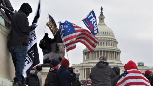 a-demokracia-eselyei-gondolatok-a-capitolium-ostroma-kapcsan