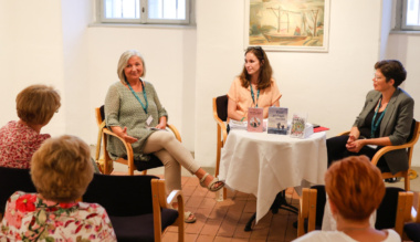 nyugodtan-nyiss-ajtot-pizsamaban-a-kisgyerekes-anyasagrol