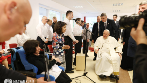 a-hala-adja-a-tollat-a-kezembe