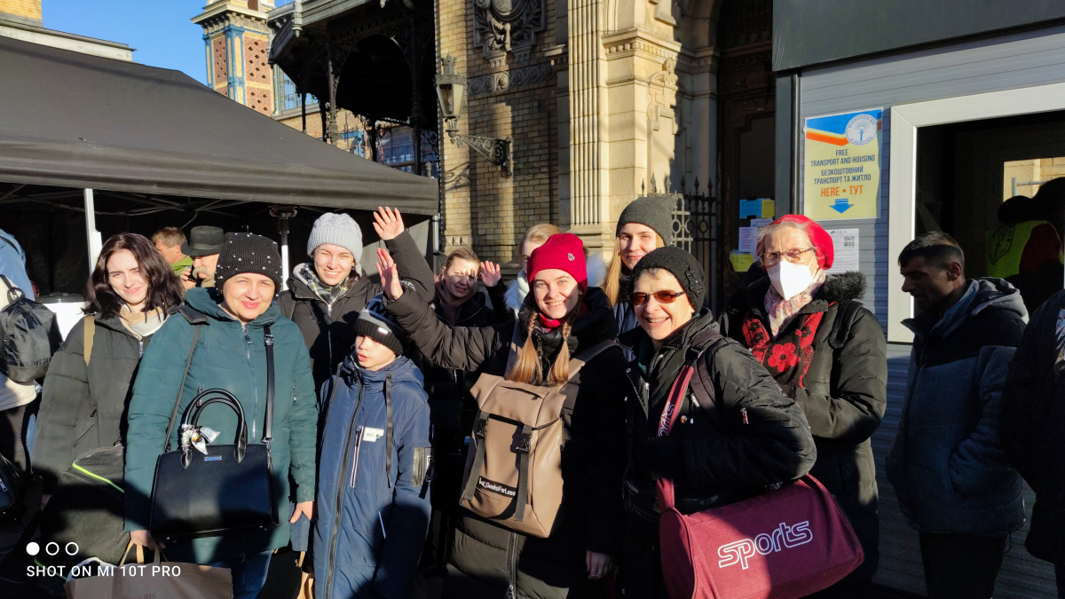 Önkéntesek a pályaudvarokon onkentesek-a-palyaudvarokon