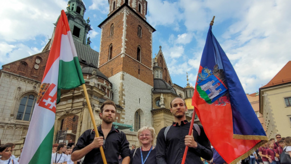 a-kovek-fognak-megszolalni